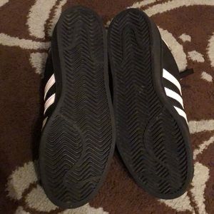 adidas Shoes - 🧸 Black, White, Gold Adidas Sneakers 🧸 adidas Shoes - 🧸 Black, White, Gold Adidas Sneakers 🧸